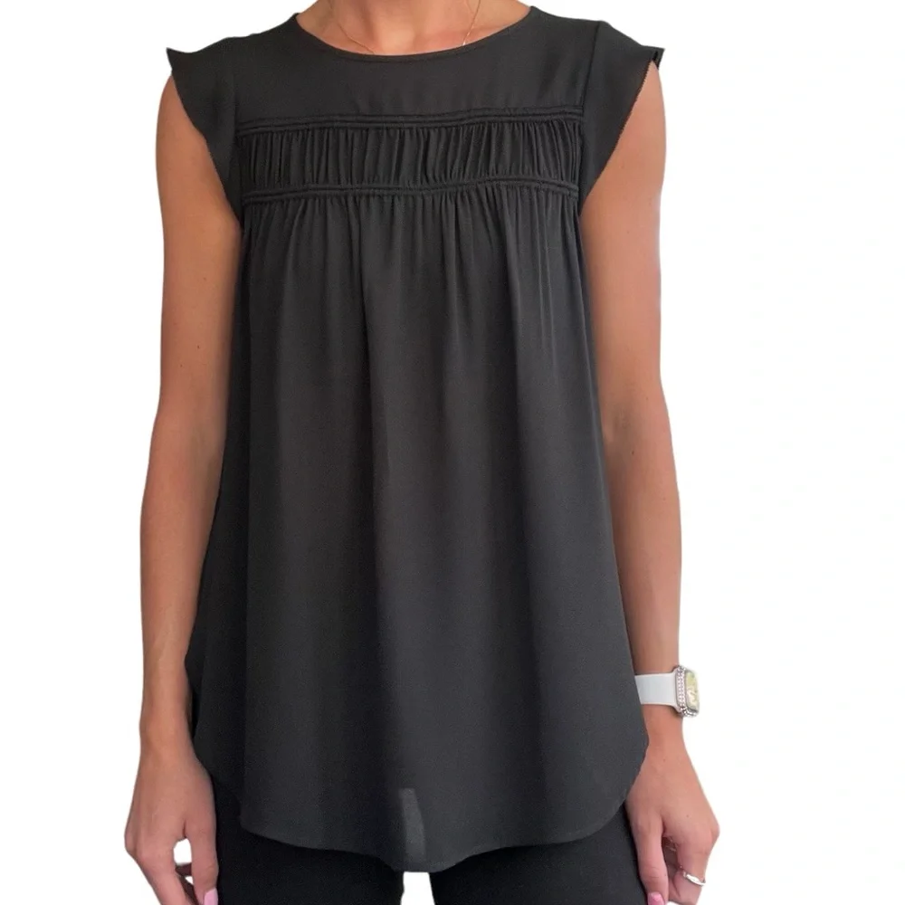 Ann Taylor Loft Women’s XS Black Ruffle Cap Sleeve Shirred Polyester Tank Blouse